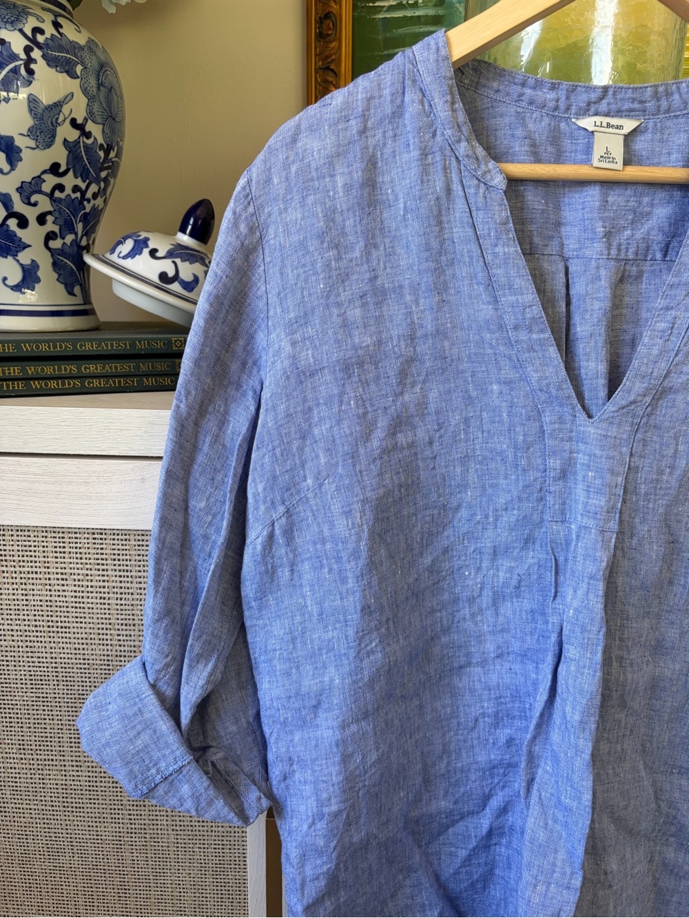 L.L. Bean Classy Blue Linen V-Neck Tunic - Picture 4 of 9